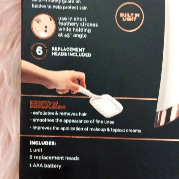 Brand New Flawless Dermaplane GLO FACIAL EXFOLIATOR - Picture 4 of 4